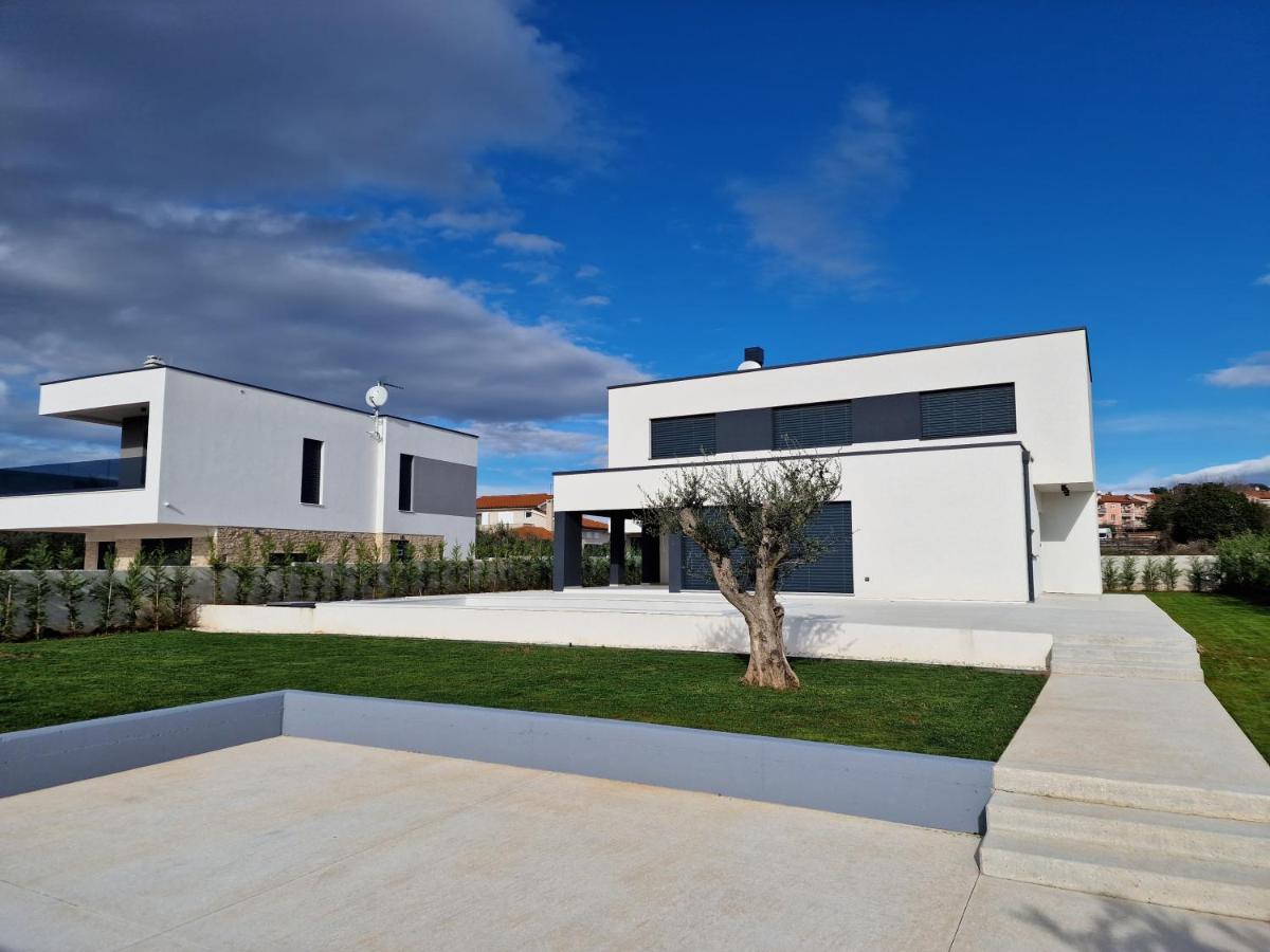 Amazing Private Villa With Outdoor Swimming Pool In Vodnjan Eksteriør bilde